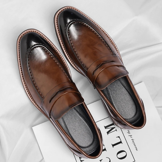 The Classic Metro Leather Shoes