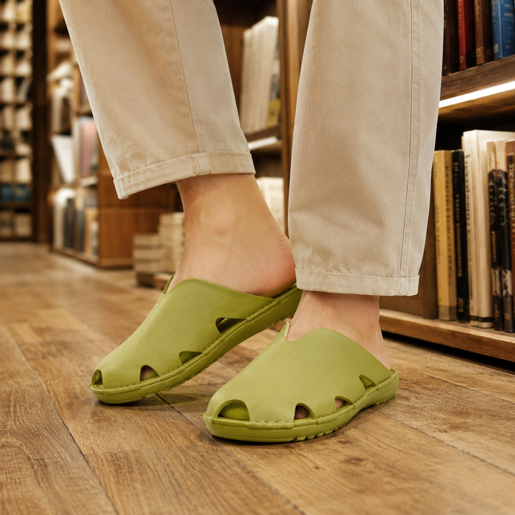 Savona Slip-On Clogs